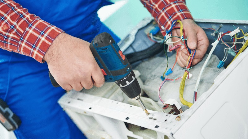 Bayrampaşa Ferroli Ferroli çamaşır makinesi kart tamiri – Su almama arızası orijinal parça ile giderildi. - Teknik servis örneği